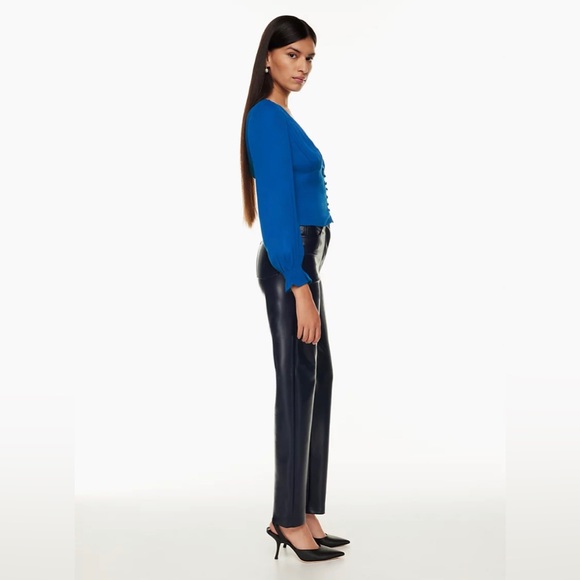 Aritzia Cream “Spellbound” Blouse - Picture 4 of 4